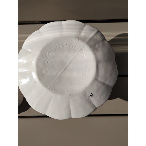 Vintage Byron Molds White Christmas Tree Candy Jar - Picture 4 of 4